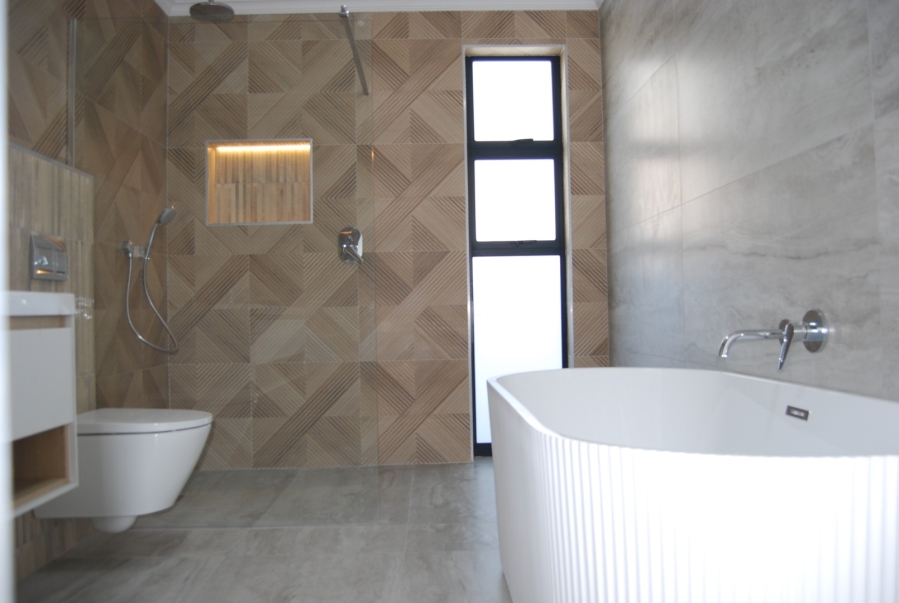 3 Bedroom Property for Sale in St Helena Views Western Cape